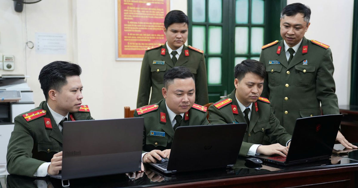 phap luat chuyen doi so